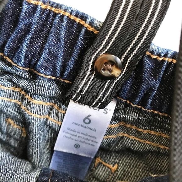 Carters dark denim suspender jeans EUC 6 months - Picture 3 of 4